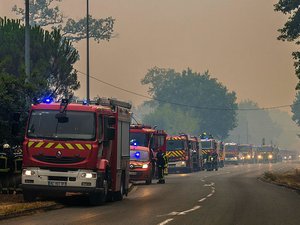 DIRECT. Incendies en France : beaucoup de reprises de feu traitées cette nuit en Gironde, des rafales de vent de 30 à 45 km/h attendues ce mercredi après-midi