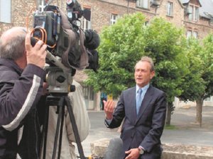 L'ancien maire de Paris Bertrand Delanoë à Conques ce mercredi pour parler de cette vie menée passionnément