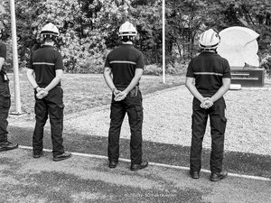 Incendie en Gironde : le Sdis de l'Aveyron rend hommage à Anthony Berthôme et Wilfried Schmitter, les deux sapeurs-pompiers morts en service