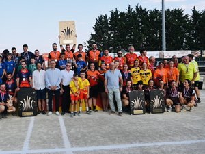 En images. Quilles de huit : découvrez les podiums, catégorie par catégorie, du championnat de France par équipes