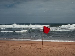 Hausse du nombre de noyades cet été : se jeter à l'eau où la baignade est interdite est désormais passible d'une lourde amende