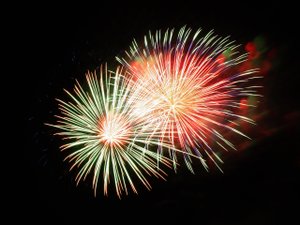 Sécheresse et risque d'incendie : l'interdiction des feux d'artifices et spectacles pyrotechniques est prolongée jusqu'au 12 août inclus en Aveyron