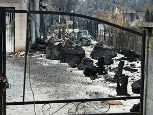 "Nous n'avons jamais abandonné Le Porge" : le patron des pompiers de Gironde répond aux habitants qui affirment avoir été "sacrifiés" dans la gestion du mégafeu