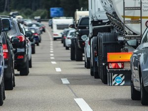 Point trafic : A7, A8, A9, A25... voici les axes sur lesquels Bison Futé prévoit des difficultés de circulation en France, ce lundi 10 août