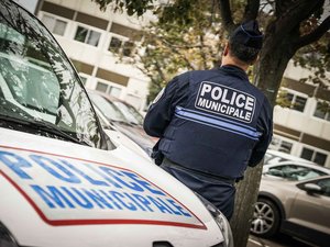 "On n'est pas passé loin du drame" : deux policiers municipaux blessés à Toulouse, un homme hospitalisé en psychiatrie, circonstances, ce que l'on sait de l'enquête pour tentative de meurtre