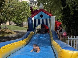 "Il faut que ça reste ici", "C'est top", "Ce n'est pas très loin à pied ou en bus" : Rodez-plage au haras ou à Layoule, les habitants ont tranché