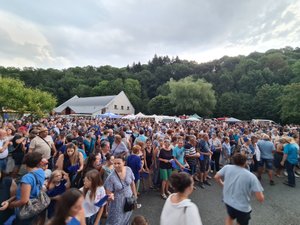 Le record du monde du brise-pied en jeu : cette commune de l'Aveyron espère attirer au moins 2 802 participants !