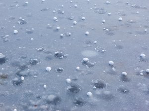 CARTE. Forts orages, chutes de grêle et rafales brutales attendus ce dimanche : 61 départements placés en jaune dont neuf en Occitanie