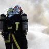 Les pompiers se sont chargés de noyer le secteur pour ne pas que le feu reprenne.