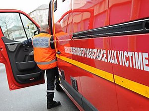 Accident en Aveyron : la voiture fait une sortie de route et finit en contrebas de la route, deux jeunes blessés