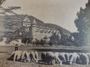 Les nombreuses histoires du château de Bouillac dans l'Aveyron, un géant endormi
