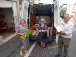 Comment le réseau Agglobus de Rodez a rempli un camion de fournitures scolaires en vue de la rentrée