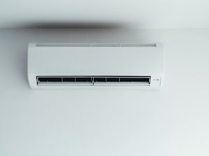 "On s'attendait à de la demande mais pas forcément à une pénurie" : à Rodez comme ailleurs, les entreprises de climatisation tournent à plein régime