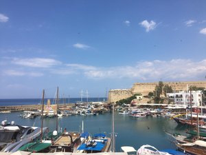 Un ferry avec 270 personnes coule au large de Chypre, une opération de sauvetage en cours