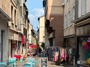"Il y aura de quoi faire de bonnes affaires" : les 4 et 5 septembre, la Braderie revient dans le centre-ville de Rodez