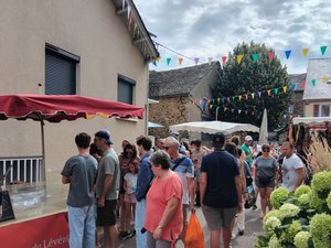 Absentes depuis longtemps sauf l'été, les foires mensuelles font leur retour dans ce village de l'Aveyron