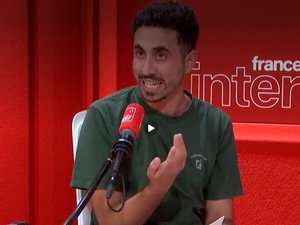 "Vous ne trouvez pas qu'il a la tête d'un rat ?" : le RN s'offusque d'une blague et part déjà en campagne contre l'humour