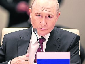 Tensions entre l'Allemagne et la Russie : "Vladimir Poutine veut instaurer un climat de peur et d'intimidation", selon l'ancien officier Guillaume Ancel