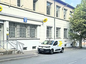 Plus moderne, plus agréable, mieux adapté aux clients : à Decazeville, le bureau de Poste ferme pour un mois de travaux, comment continuer à faire ses envois postaux et ses opérations bancaires