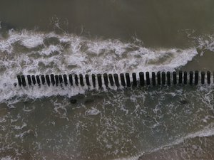 Ils partent se promener dans la baie de Sommes, les trois randonneurs se retrouvent coincés sur un banc de sable après s'être fait surprendre par la marée