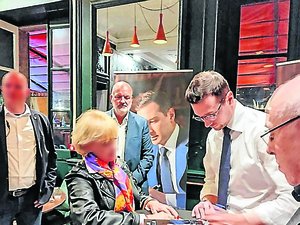 Propos racistes de policiers à Carcassonne : "A vomir et inexcusables" : les quatre municipaux suspendus