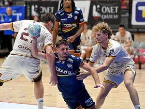 Handball : "On aurait mérité d'en prendre plus. On a été dépassé dans tous les compartiments du jeu", Rodez-Onet sombre à Aix-en-Provence