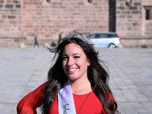"On sera toutes ensemble dans une atmosphère familiale" : après avoir été couronnée Ambassadrice Midi-Pyrénées, la Ruthénoise Maëva Casademun se prépare pour la finale