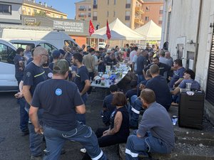 "Si nous ne sommes pas entendus, le mouvement ira crescendo" : les salariés de l'énergie en grève, 130 agents rassemblés à Rodez