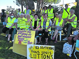 Vers un retour des "gilets jaunes" ? Les politiques perplexes face à cette possibilité, alors que des appels à manifester circulent sur les réseaux