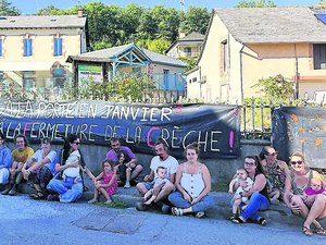 "C'est un plus pour un territoire" : mobilisation dans cette commune de l'Ouest Aveyron pour sauver la micro-crèche