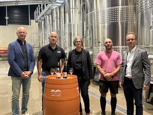 "C'est un millésime presque miraculeux dans un état alarmant" : la cave du Vallon tire la sonnette d'alarme face à un vignoble sous pression