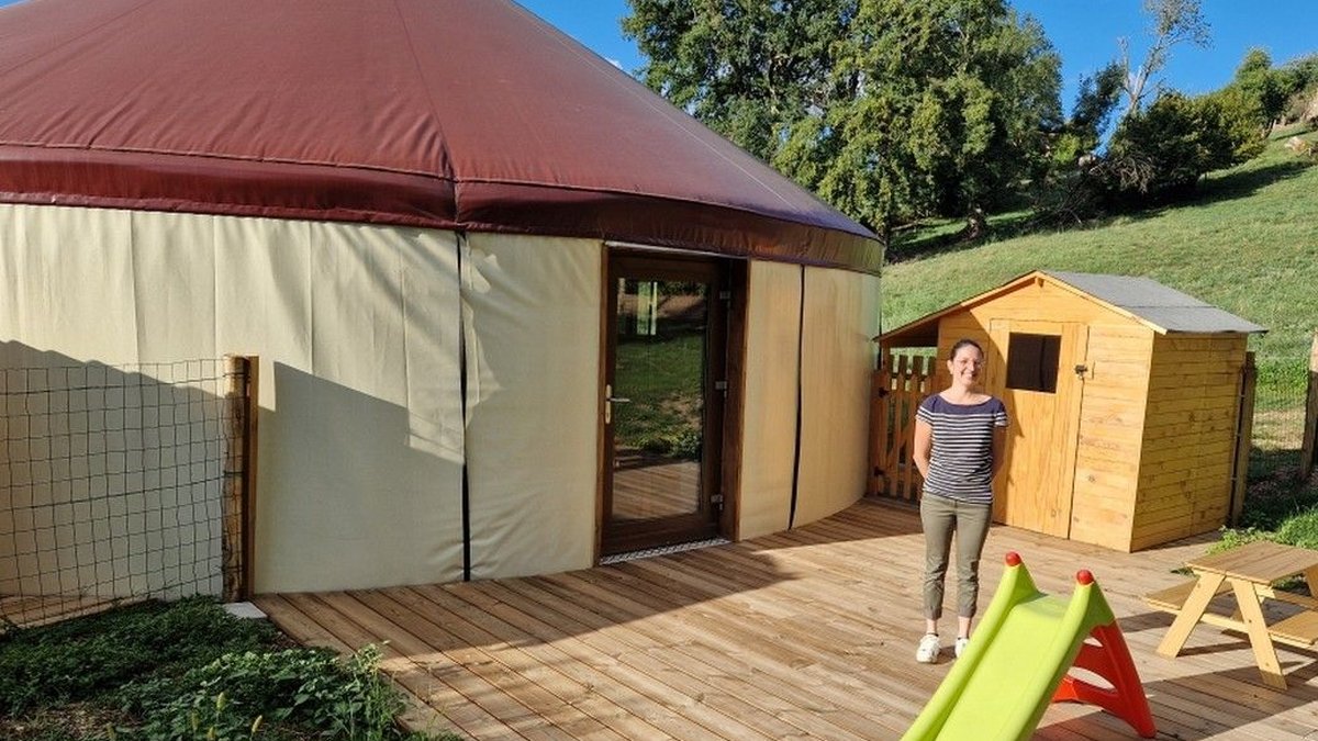 "Idée insolite peut-être mais tout réfléchi" : les assistantes maternelles accueillent les enfants dans une yourte dans ce village de l’Aveyron