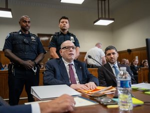 Harvey Weinstein, ancien producteur star d'Hollywood, à nouveau condamné à 15 ans de prison pour agression sexuelle