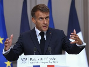 "Il est de son devoir d'informer les Français": Emmanuel Macron au 20 h de TF1 et France 2 ce jeudi