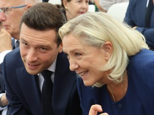 "Le juif doit dominer les autres peuples, les écraser et les voler" : Mediapart déterre des écrits antisémites de Jordan Bardella, le RN nie en bloc
