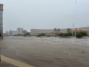 VIDÉOS. Météo : pluies diluviennes, vigilance rouge crues, suspicions de tornades, des heures décisives pour l'Hérault et le Gard