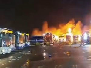 Un des bus de ville roulant au bioéthanol a-t-il pris feu à cause de l'humidité ? 16 autres ont brûlé dans la nuit dans un dépôt de Montpellier
