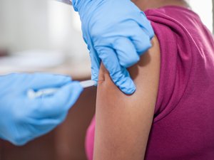 Grippe, Covid-19 : vaccins, public concerné, prise en charge... Ce qu'il faut savoir sur la campagne de vaccination 2026-2027