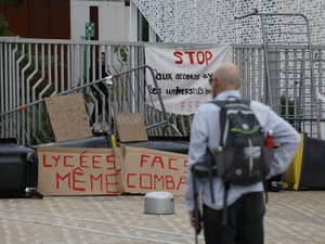 Colère des lycéens : 3 millions d'euros de dégâts en Occitanie, Carole Delga appelle les étudiants au calme, "cela ne fait pas avancer vos revendications"