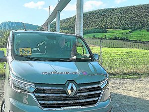 Cette communauté de communes de l'Aveyron a mis en place le transport à la demande à un euro pour les jeunes des villages