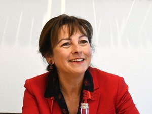 "On nous coupe notre capacité à agir pour les lycées" : Carole Delga, présidente de Régions de France, demande davantage de moyens pour poursuivre les investissements