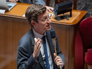 Blocage des lycées : le ministre Edouard Geffray annonce le déploiement de 3 000 professeurs remplaçants "dans les heures et les jours qui viennent"
