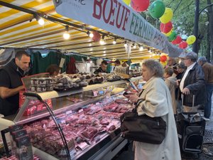 Le coup d'envoi du Marché des pays est donné : gastronomie, artisanat, traditions, Paris se met aux couleurs de l'Aveyron jusqu'à dimanche, 50 000 visiteurs attendus