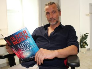 En 2026, l'écrivain aveyronnais Olivier Norek retourne vers le futur de son premier best-seller vieux de 10 ans... en BD