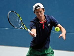 Tennis : prime à la résilience pour Adrien Gobat, vainqueur des Internationaux de Rodez