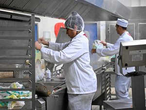 "Ici on conçoit les menus tous ensemble" : encore plus de qualité dans les assiettes de la cuisine centrale de Rodez
