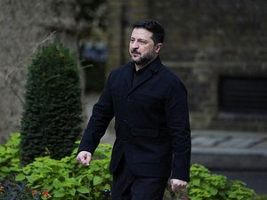 Guerre en Ukraine : après l'accord entre Trump et Poutine sur le pétrole, Kiev peut-elle être lâchée par certains de ses alliés ?