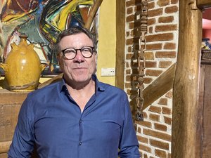 "Je fais tout à l'Sil" : l'Aveyronnais adoubé chevalier Didier Combret, dépositaire de l'art populaire
