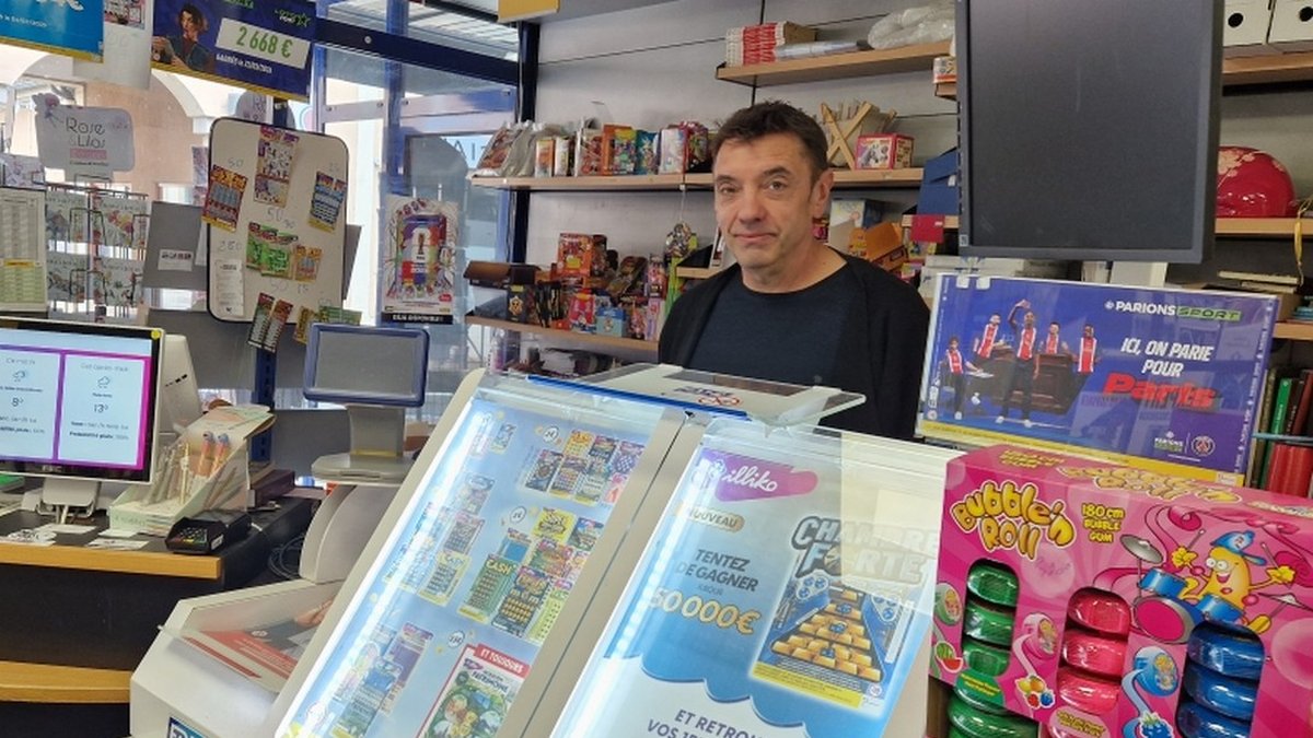 "Nous avons su créer des liens forts avec notre clientèle" : Decazeville et la rue Cayrade perdent "leur" Maison de la presse