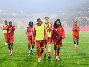 Football : un derby pluvieux entre Rodez et Montpellier ce soir à Paul-Lignon, suivez la rencontre en direct